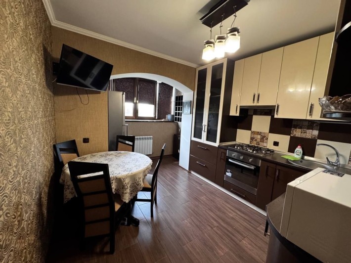 Оренда квартири на вул. Єськова - фото 1