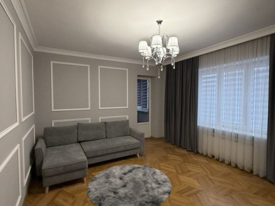 Здам 2-кімн 80м2 в районі Діагностичного Чернівці