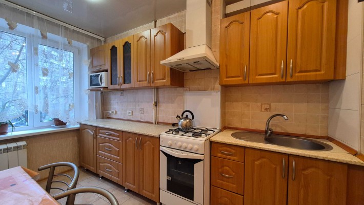 Аренда Оренда 2х кімн квартири Наб.Перемоги 58, рн прибреж парка - фото 1