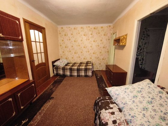 2 кімнатна квартира в історичному центрі міста. Світло не вимикають! Чернигов