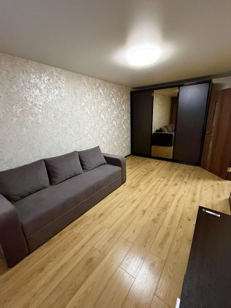 Оренда 1-кім квартири з ремонтом в центрі міста - фото 1