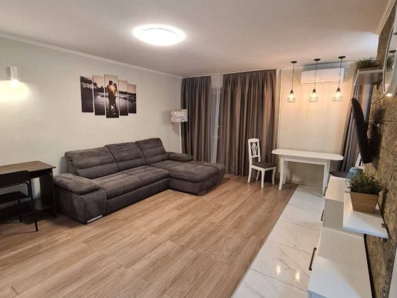 1к ул.Акинфеева 9, Парк Шевченко Днепр