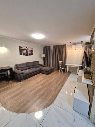 1к ул.Акинфеева 9, Парк Шевченко - фото 1