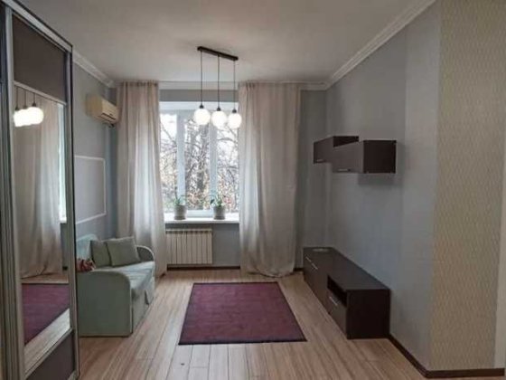 Аренда 1к.квартиры Незалежності (Титова) 8!Кирова!Правый берег! Днепр