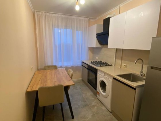 Сдам РЕАЛЬНУЮ 2-х кварт. пр. Слобожанском к-тр Правда,свежий капремонт Днепр