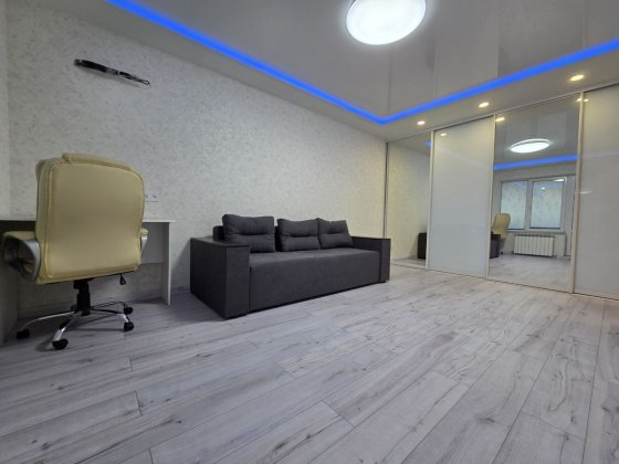 2к пр.Героев 37, ж/м Победа, есть инвертор Днепр