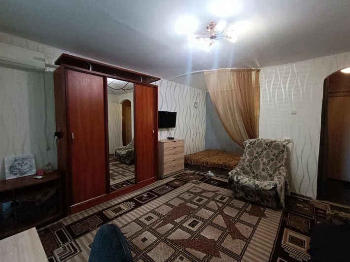 Сдам 1к. Калиновая/Янтарная 9/10  кирп.дома с техникой - фото 1