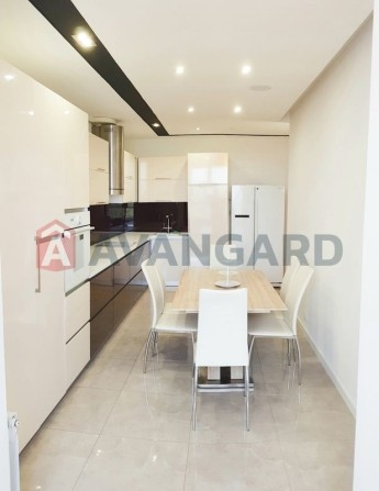 Сдам на длительный срок квартиру в новострое на Солнечном - фото 1