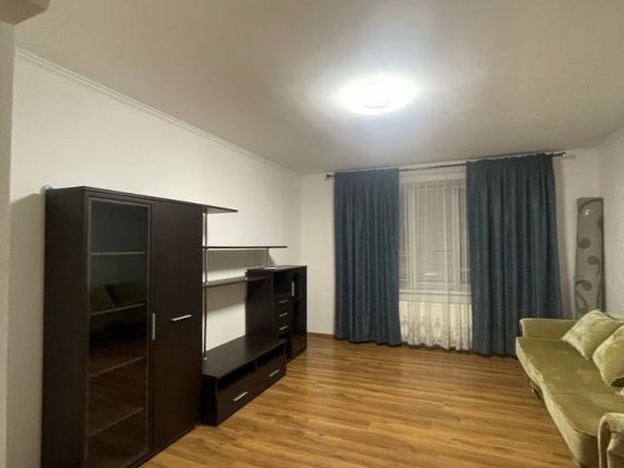 Власник , без комісіі .Здам 2х кімнатну квартиру на Поділі Винница