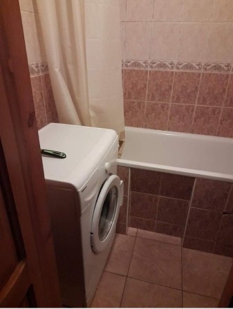 Оренда двокімнатної квартири на Космонавтів - фото 1