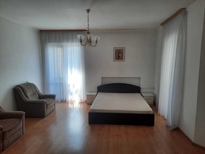 Здам 1к.кв., вул.Михайлівська 2, ст.м. Майдан Незалежності 2хв. - фото 1