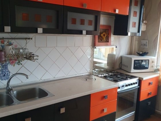 Сдам свою 2 к.Хорт.р 5/9 Запорожье