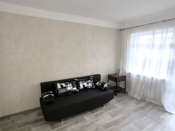 1 кімн кв-ра по пр.Перемоги,  р-н 5 лікарні Запорожье