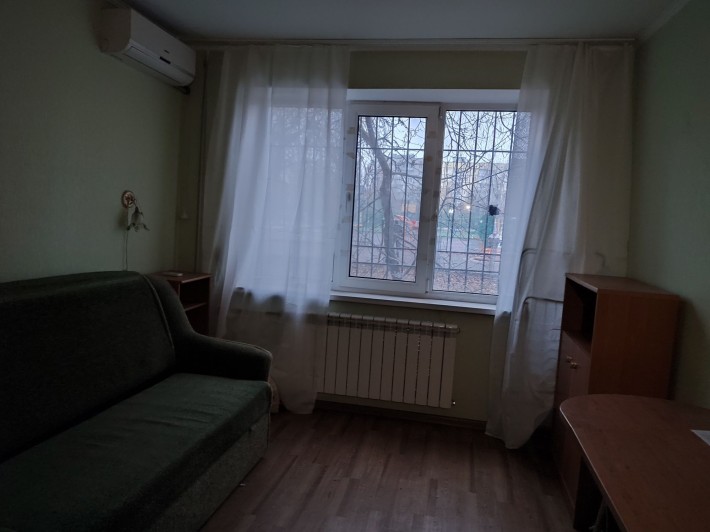 Терміново здам 1 кімнатну квартиру на ж/ м Покровський  пре - фото 1