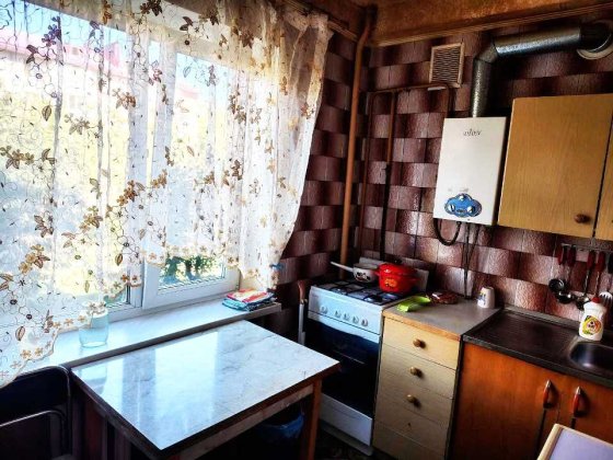 Сдам 2-комнатную квартиру космос Запорожье