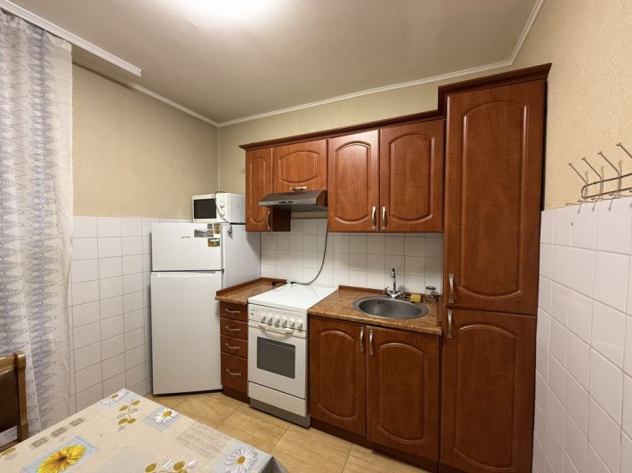 1 кімн. Метро Левобережна, Шептицького 7 - фото 1