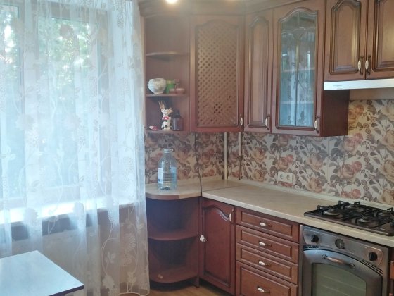 Бульвар, 2х кiмнатна квартира з автономним опаленням Житомир