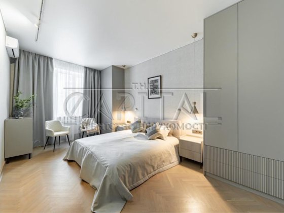 Оренда/Квартира/Шевченківський/Центр/Трьохкімнатна Киев