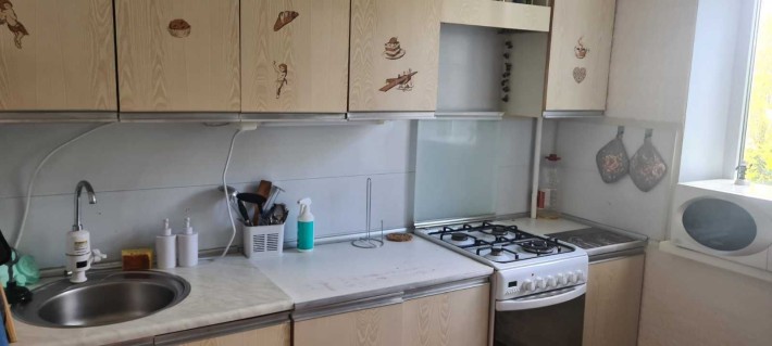 Сдам 4-х к кв Правый берег ул.Кремлевская д.65А  ( Свободна с  27.12 ) - фото 1