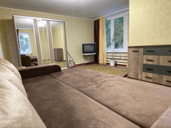 1 кімнатна в центрі з меблями та технікою Кропивницкий
