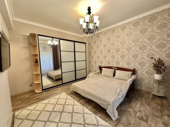 Вільна з 6 січня! 1-кімнатна на Маяковського з паркомісцем Запорожье