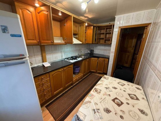 Сдается трехкомнатная квартира,  для семьи СВЕТ+ Запорожье