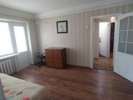 С 17 Января 2х комнатная квартира по ул. Магара, Космос Коммунарский р Запорожье