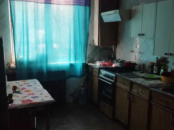 Военным !Бородинский  2 комн в квартире на 1 этаже -5000 ЭТО УЖЕ С К.У Запорожье