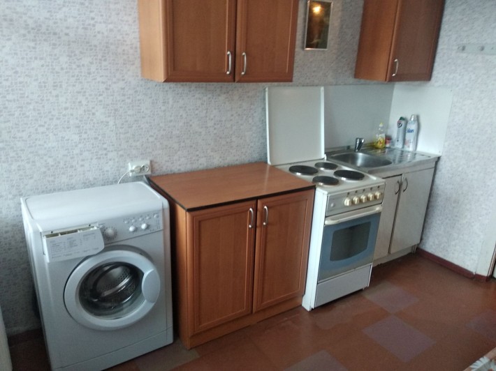 Без%. м. Лук'янівка 7 хв. пішки. ОРЕНДА 1-ї кв. Вул. Дектярівська 12/7 - фото 1