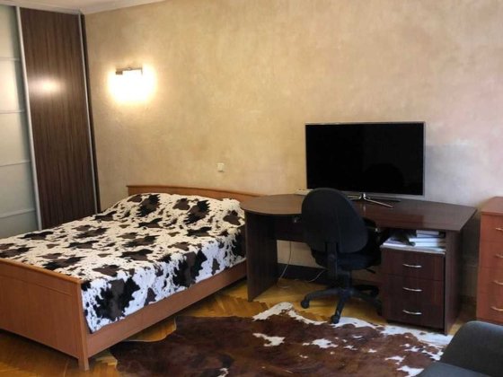 Здається 1-кімнатна квартира вул. Мономаха\Центр Днепр