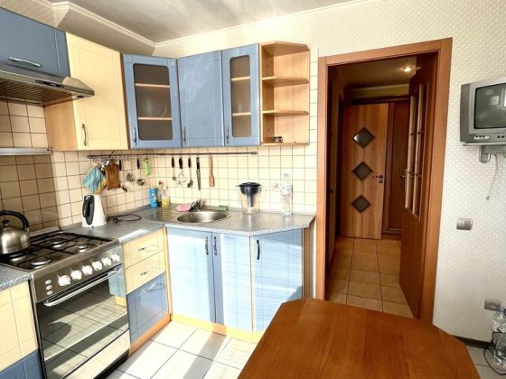 Здається в оренду 2 кімн. кв на пісках південний мк-н южный пески Запорожье