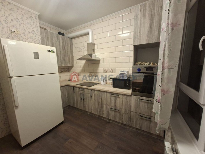 Здається 1-кімнатна квартира по вул. Ракетна 24 - фото 1