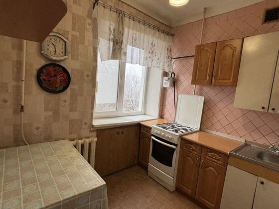 Сдам 1 комнатную низ Рабочая/Кирова /Шмидта свет всегда есть Днепр