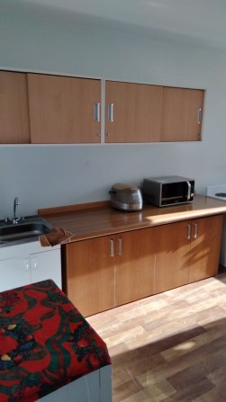 Сдам двухкомнатную квартиру на попова - фото 1