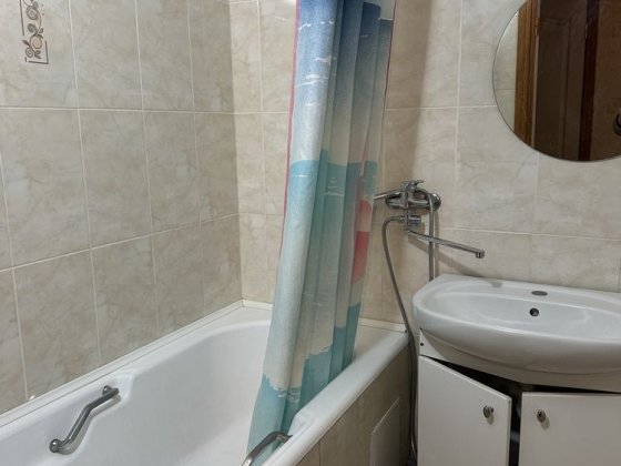 Оренда кімнати у 3 кімн.  квартиріна Словʼянці Винница