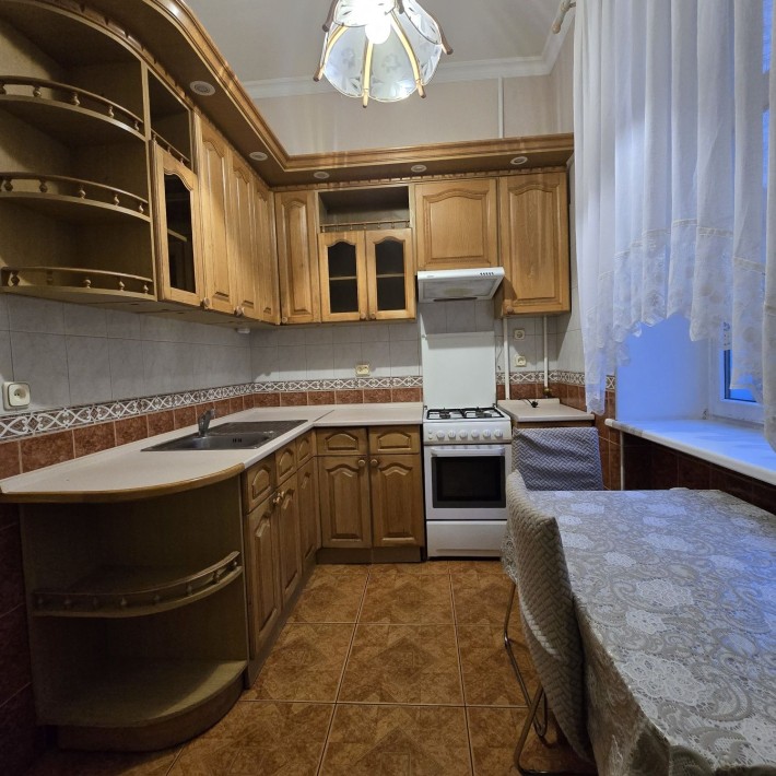 Оренда 3-х кім.кв.-ра , вул.Дмитра Дорошенка 55,м.Печерська,Зіринецька - фото 1