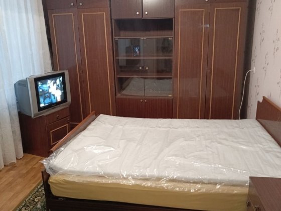 Здам двокімнатну квартиру у центрі міста  бул.Центральний Запорожье