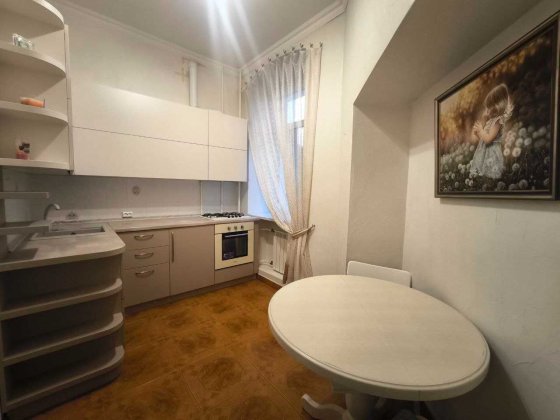 Без комісії. Оренда 2к. квартири С. Петлюри 8. Метро Вокзальна. Киев