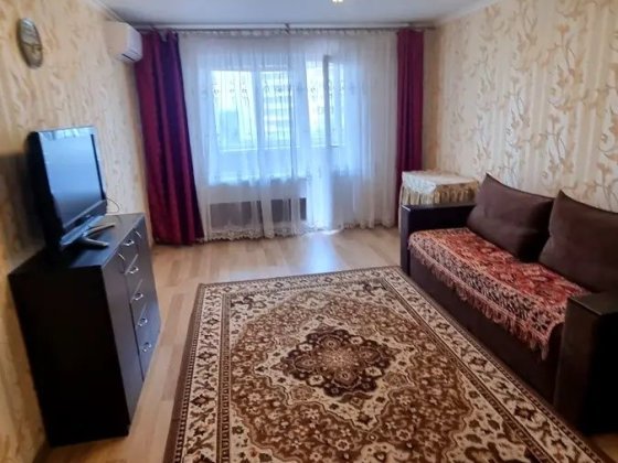 Сдам 1 кімнатну Радунська 38 Київ