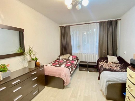 Підселення до дівчини в кімнату (для дівчини)

Чиста, охайн Винница