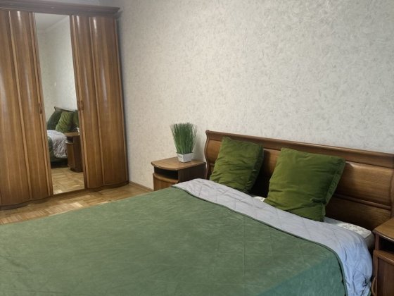 Оренда 3х кімнатної квартири у Дніпровському р-ні (Бородинська 25) Запорожье