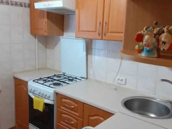 Сдается 1 комн. кв по ул. Пархоменко с мебелью и техникой Запорожье