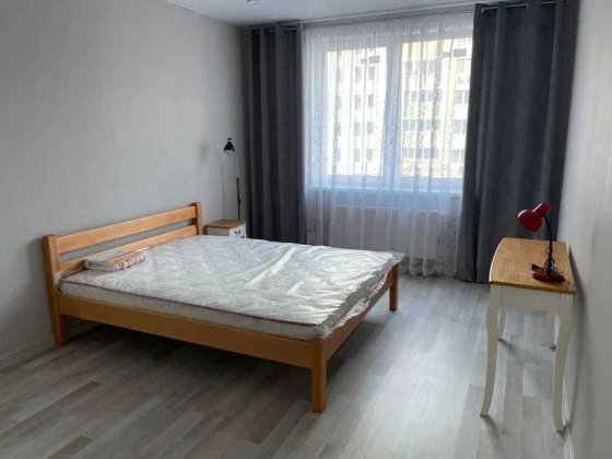 Здам в оренду квартиру на вул. Сергія Данченка Київ