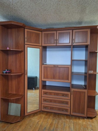 Риэлтор сдаст на длительный срок 3-х комнатную квартиру - фото 1