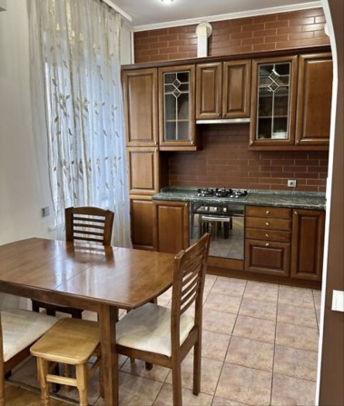 Оренда чудової 3 кімнатної квартири на Поділлі - фото 1