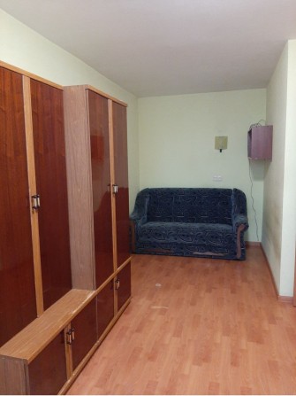 Гроденська 27, гостинка,  метро Чернігівська,  Азербайджанська - фото 1