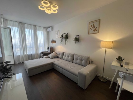 Оренда 2 кімнатної квартири біля метро, Печерськ, Леси Украинки, центр Киев