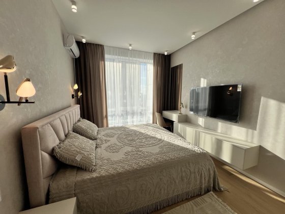 New ! ЖК  Ярославів град ! Золоті ворота ! Паркінг . Генератор . Центр Киев