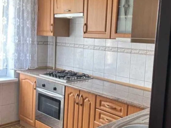 Сдается 2-х комн. квартира по ул. Сикорского, с мебелью и техникой Запорожье