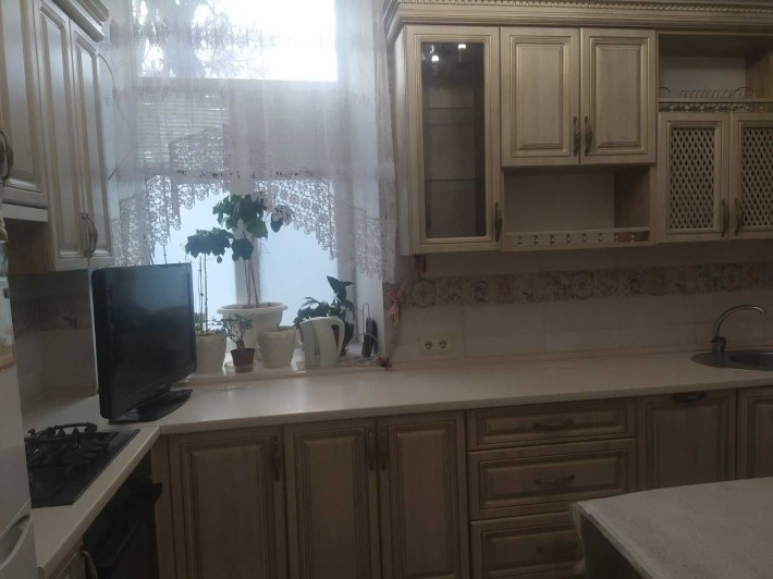 Здам 3-х кімнатну квартиру з А\О можна на короткий термін - фото 1